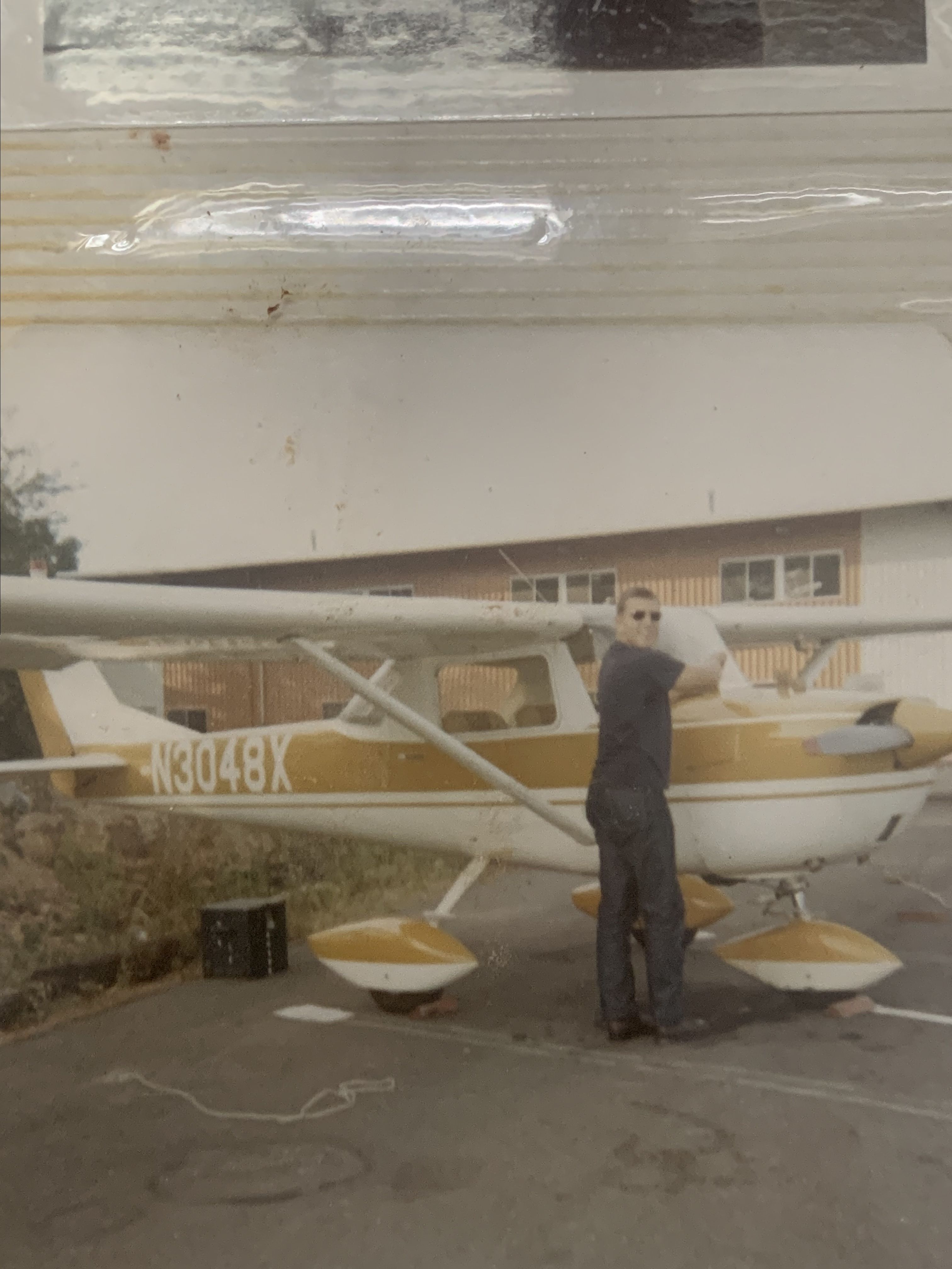 Cessna Commuter (N3048X) - preflight 1971  notice wheel pants and shiny paint
