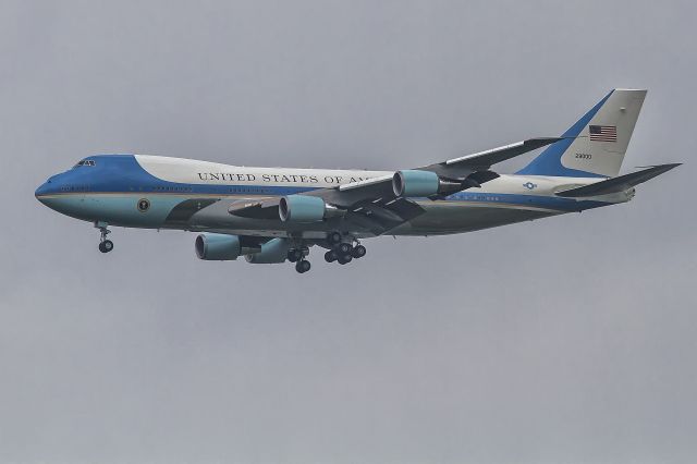 Boeing 747-200 (N29000)