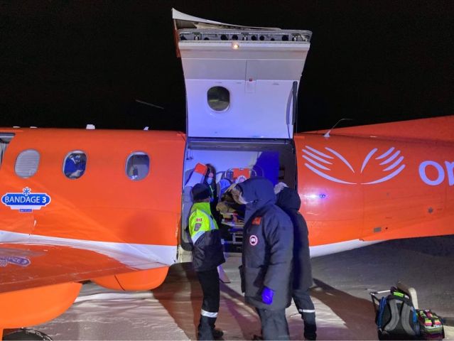 Pilatus PC-12 (C-GRXE) - PUL104 -Loading up my little one on the air ambulance to rush to CYOW Children's Hospital.