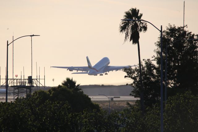 Airbus A380-800 (A6-EVG)