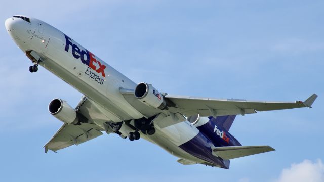 Boeing MD-11 (N593FE) - 4/15/23