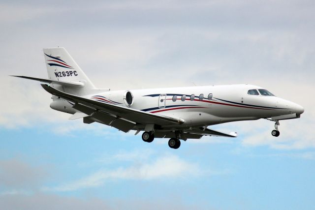 Cessna Citation Latitude (N263PC) - On short finals for rwy 7 on 18-Oct-22 arriving from KAGC.