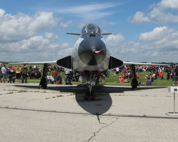 — — - The CF-101 Voodo