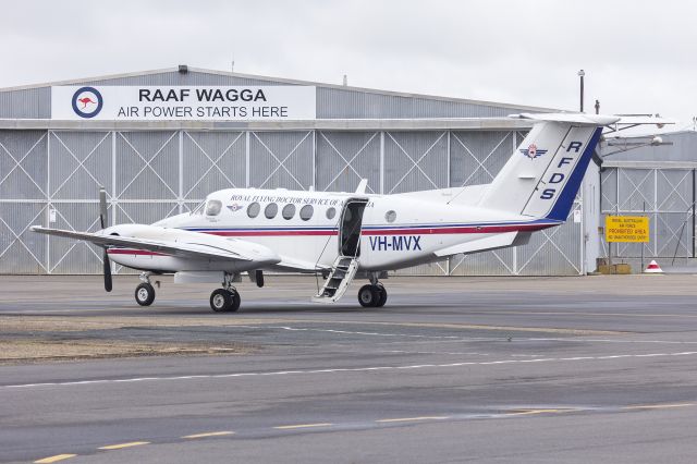 Beechcraft Super King Air 200 (VH-MVX) - Royal Flying Doctor Service (VH-MVX) Beechcraft Super King Air 200 at Wagga Wagga Airport.