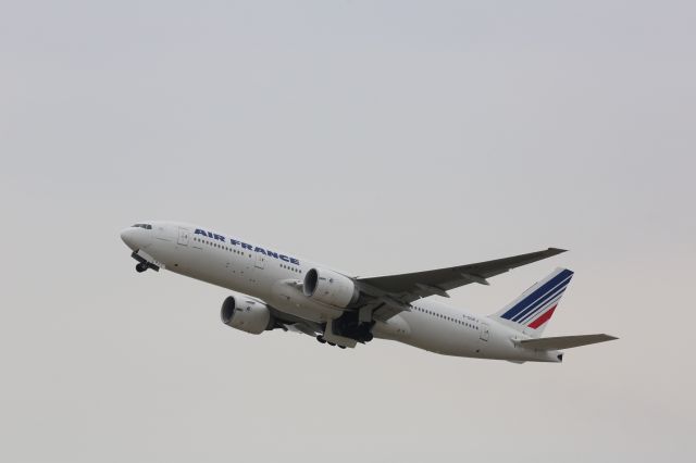Boeing 777-200 (F-GSPJ)