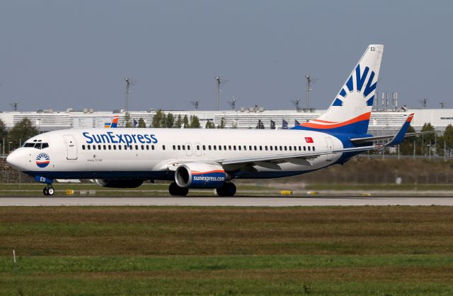 Boeing 737-800 (TC-SED)