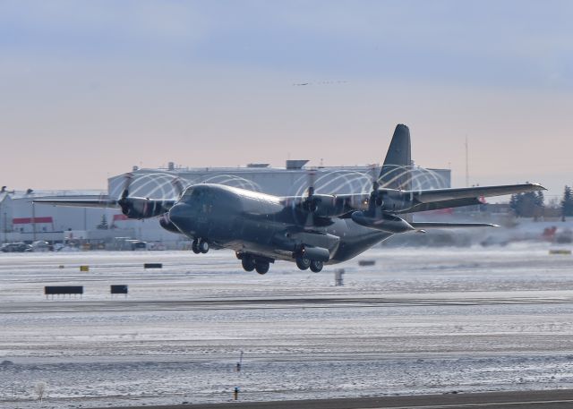 Lockheed C-130 Hercules —