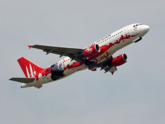 Airbus A320 (9M-AFO)