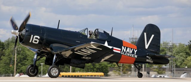 WAR Vought F4U Corsair (N194G) - On flightline