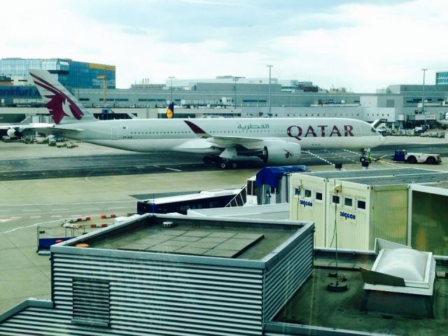 Airbus A350-900 (A7-ALB) - THIS A350-900 IS A PUSHBACK AT EDDF.