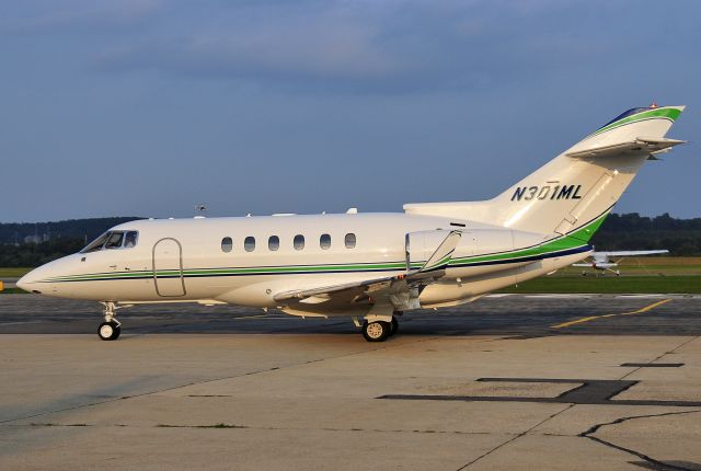 Hawker 800 (N301ML) - Seen at KFDK on 9/18/2009.      a href=http://discussions.flightaware.com/profile.php?mode=viewprofile&u=269247  Profile/a