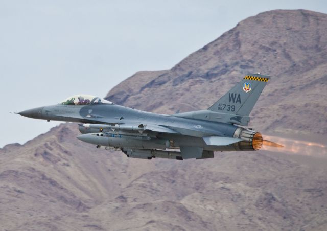 Lockheed F-16 Fighting Falcon (AFR90739) - Aviation Nation 2011