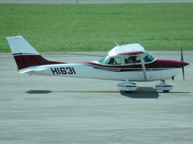 Cessna Skyhawk (HI631)