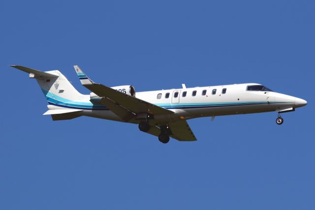 Learjet 45 (D-CSOS)