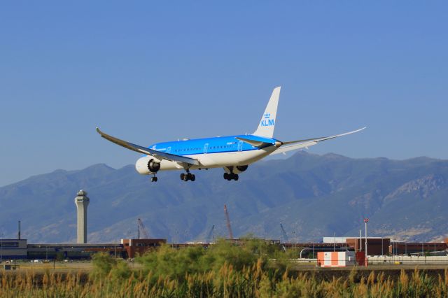 Boeing 787-8 (PH-BHA) - The view of the SLC tower & ongoing terminal/concourse redevelopment