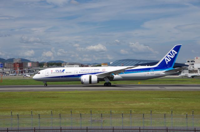 Boeing 787-9 Dreamliner (JA830A) - This is 787-9 which flew to Osaka International Airport for the first time. 