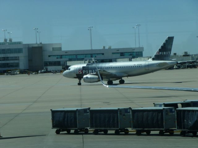 Airbus A319 (N516NK)