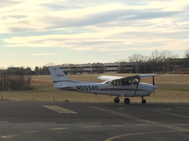 Cessna Skyhawk (N53340) - N53340 (C172) departing Wings Field (KLOM)br /Photo Date: January 9, 2021