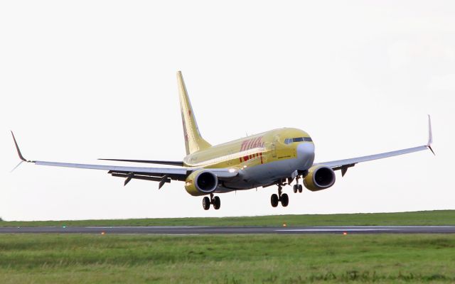 Boeing 737-800 (D-ATUK) - tuifly b737-8 d-atuk about to land at shannon 23/10/16