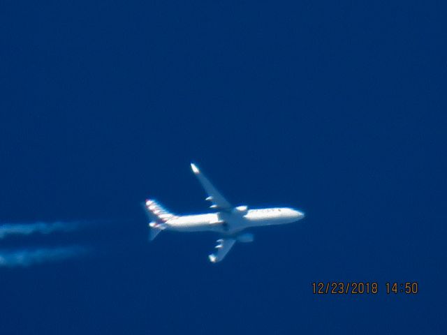 Boeing 737-800 (N339PL)