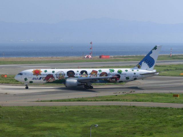 BOEING 767-300 (JA8674) - You＆Мe
