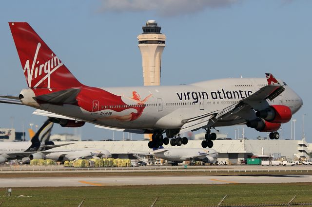 Boeing 747-400 (G-VFAB)