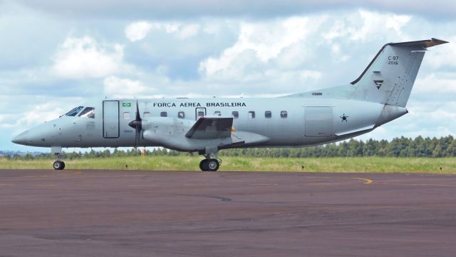 Embraer EMB-120 Brasilia (FAB2016)