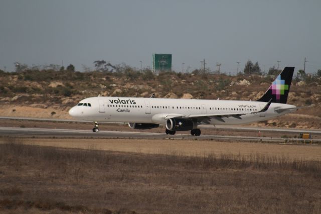 Airbus A321neo (XA-VLV) - HOLD TO 27 MMTJ
