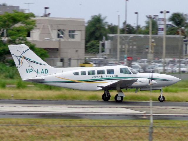 Cessna 402 (VP-LAD)