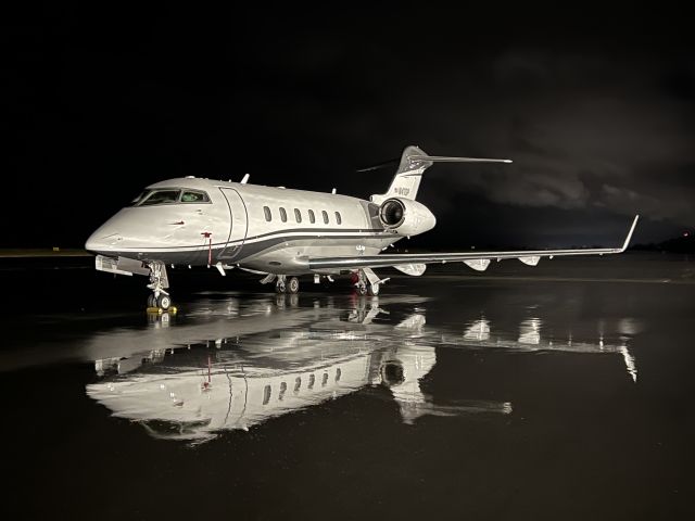 Bombardier Challenger 300 (N41DP)