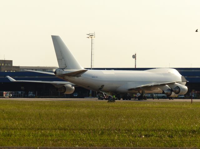 Boeing 747-400 (N407KZ)