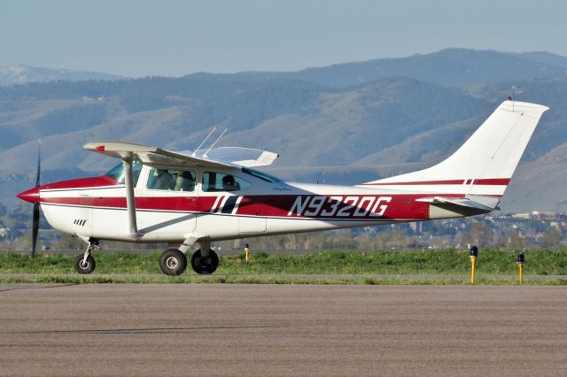 Cessna Skylane (N9320G)