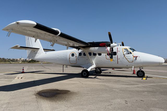 De Havilland Canada Twin Otter (F-RACD)