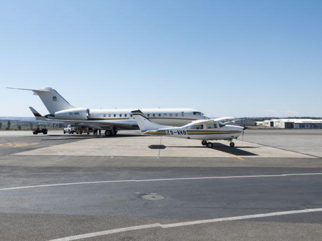 Bombardier Global Express (D2-ANG) - Lanseria, South Africa. 19 NOV 2017