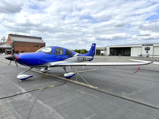 Cirrus SR-22 (N312MS) - Fresh out of the factory - May 19, 2023