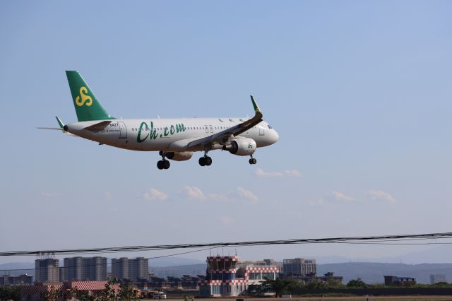 Airbus A320 (B-8427)