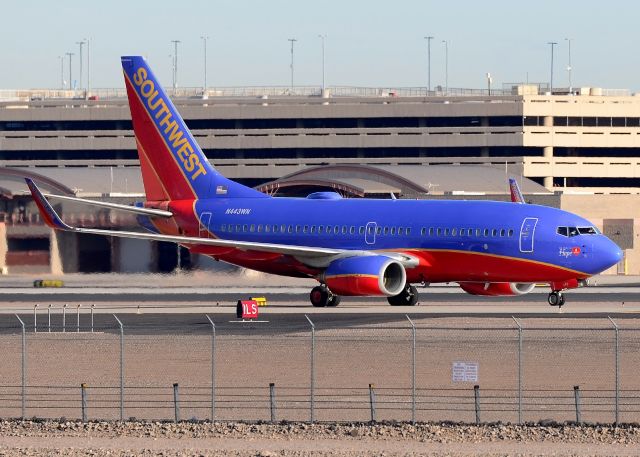 Boeing 737-700 (N443WN)