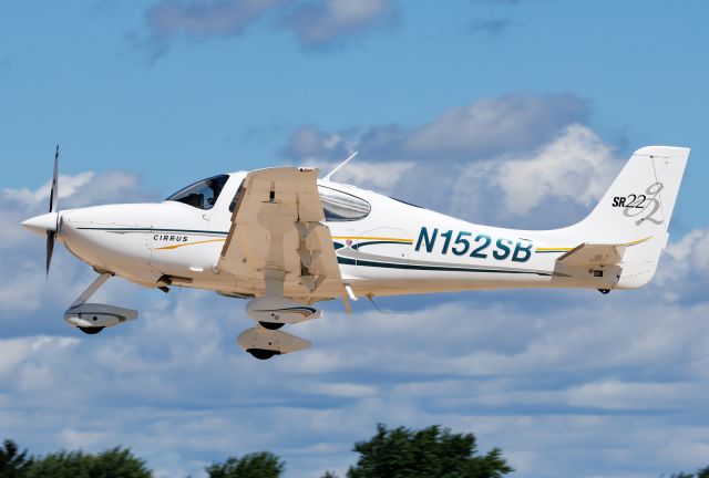 Cirrus SR-22 (N152SB)