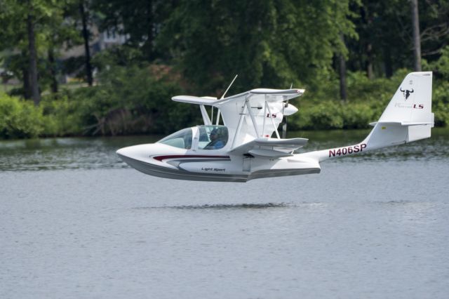 Piper PA-24 Comanche (N406SP) - Lake Anna, Virginia