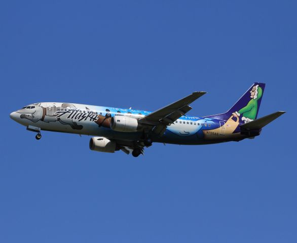 BOEING 737-400 (N705AS)