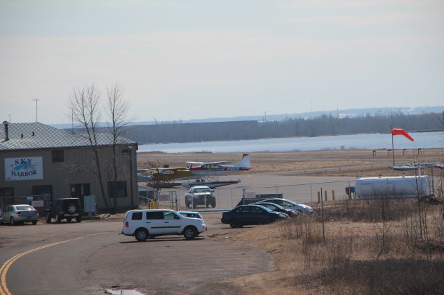 Cessna Skywagon (N185CM) - 032818 Cessna 185 float plane at the Sky Harbor airport, Duluth,MN 