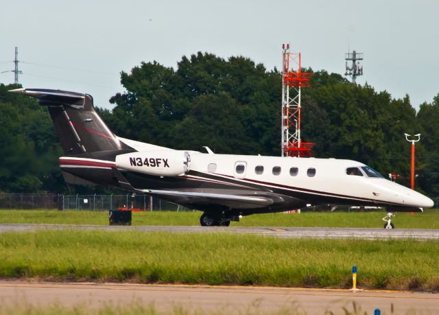 Embraer Phenom 100 (N349FX)