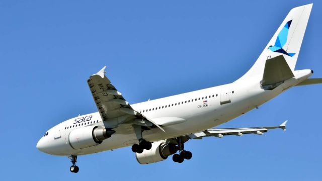 Airbus A310 (CS-TKM)