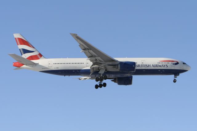 Boeing 777-200 (G-YMMH) - January 3, 2009 - approached snow Toronto 