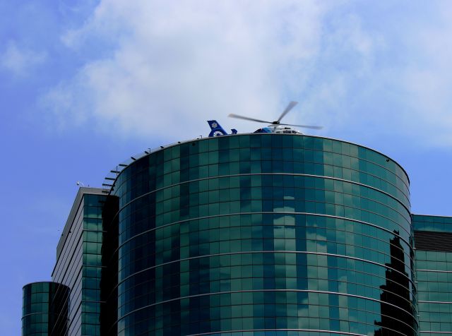 Eurocopter EC-635 (N135VV) - Carilion Life-Guard 11 Airbus/Eurocopter EC135 lifting from Carilion Roanoke Memorial Hospital