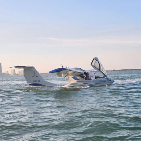 ICON A5 (N147BA) - Biscayne Bay