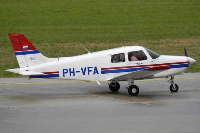 Piper Cherokee (PH-VFA)