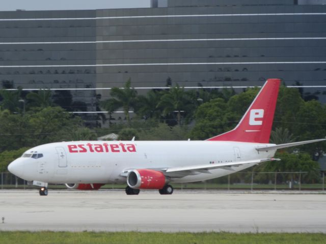 BOEING 737-300 (XA-GGB)