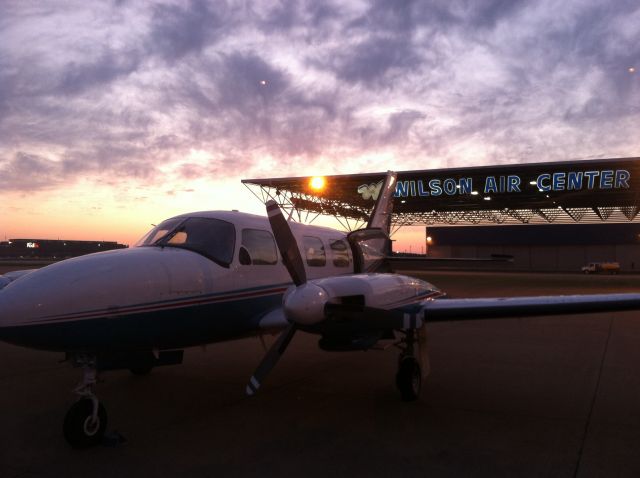 Piper Navajo (N124AG) - Medevac early morning flight