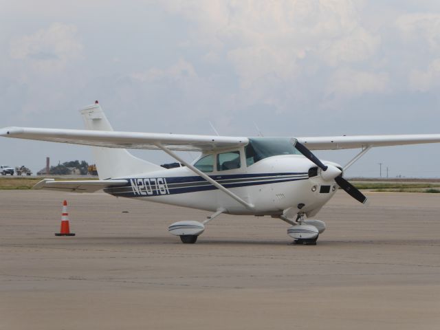 Cessna Skylane (N20761)